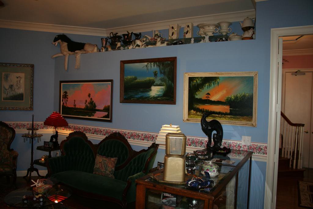 מאונט דורה Heron Cay Lakeview Bed & Breakfast מראה חיצוני תמונה
