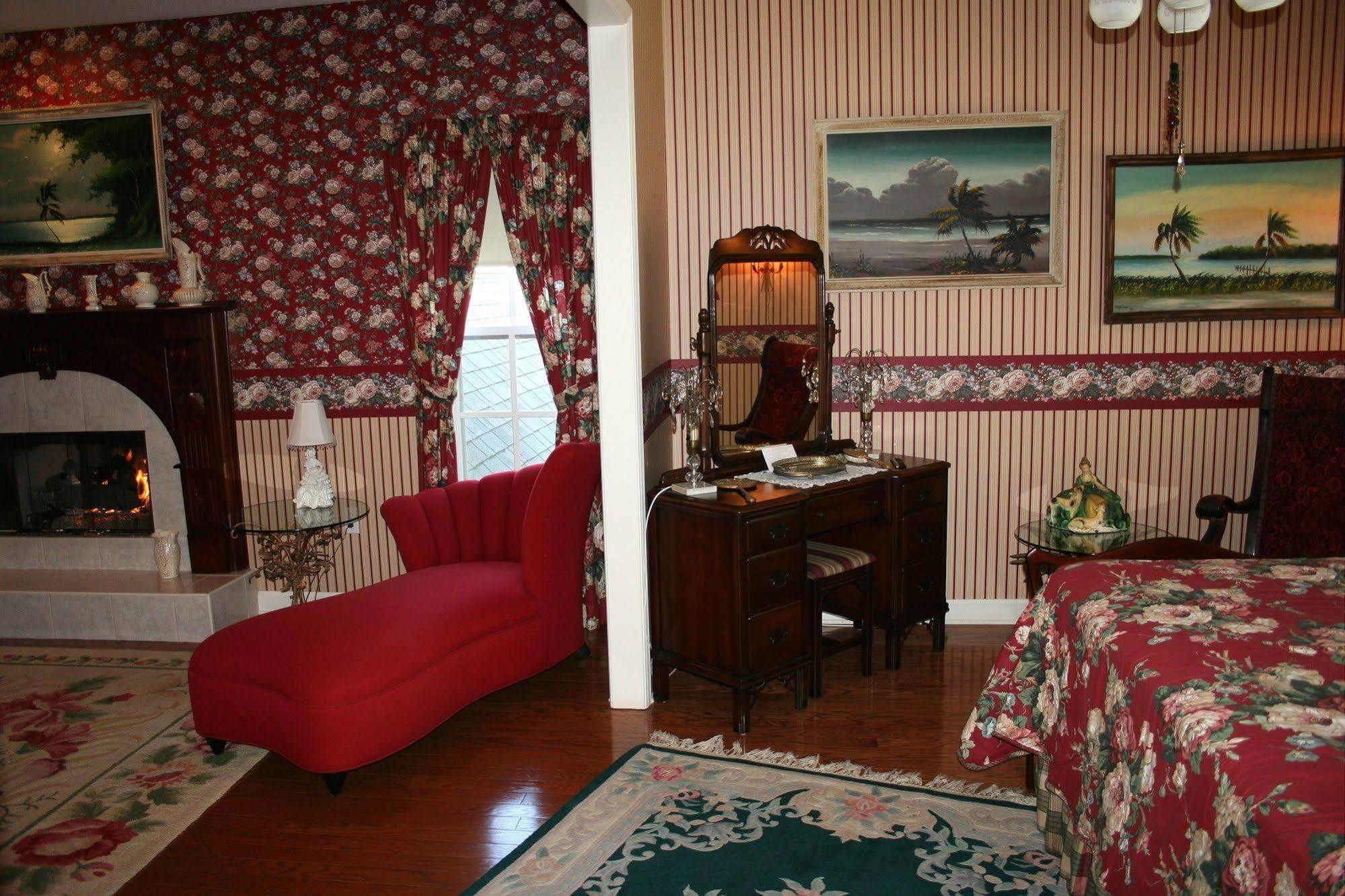 מאונט דורה Heron Cay Lakeview Bed & Breakfast מראה חיצוני תמונה