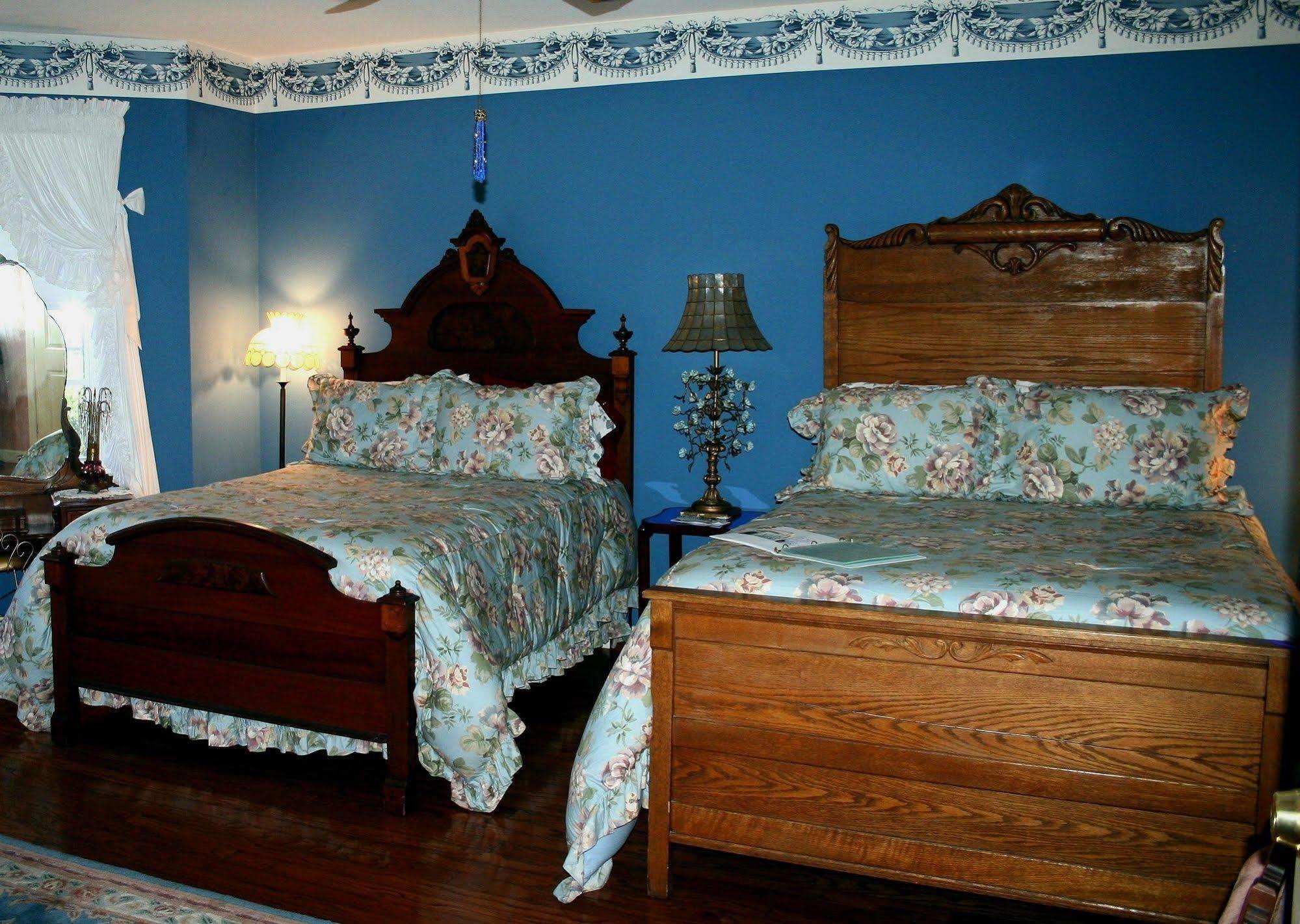 מאונט דורה Heron Cay Lakeview Bed & Breakfast מראה חיצוני תמונה